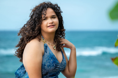 sesión de fotos pre quince en puerto rico con vista al mar en guajataca