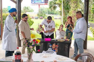 Bamby la Comedia durante baby shower en Añasco Puerto Rico