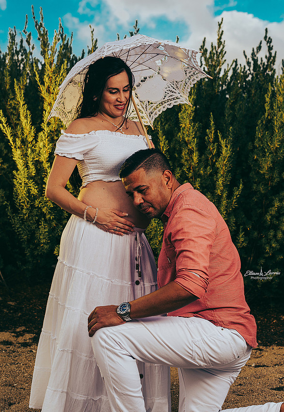 La sesión de maternidad de Diane y Natanael fue todo un éxito. Diane lucio su hermosa barriguita y felicidad.